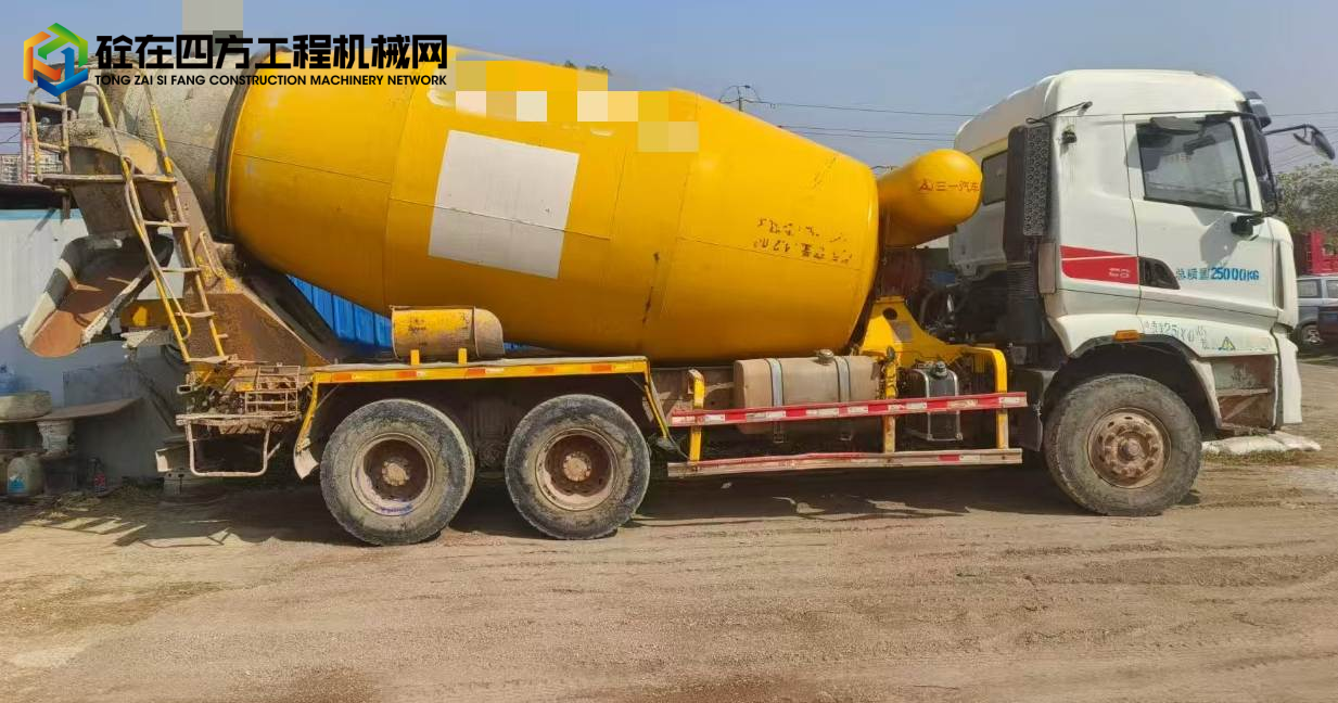 https://images.tongzsf.com/tong/truck_machine/20250124/1679340ba60e62.jpg