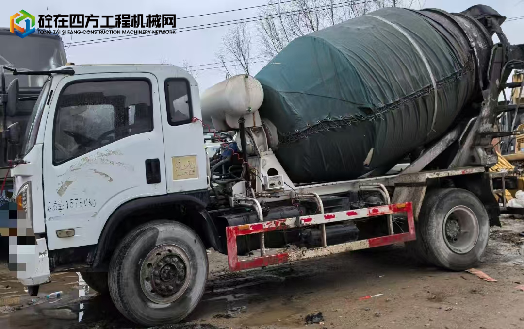 https://images.tongzsf.com/tong/truck_machine/20250209/167a864c37bde9.jpg