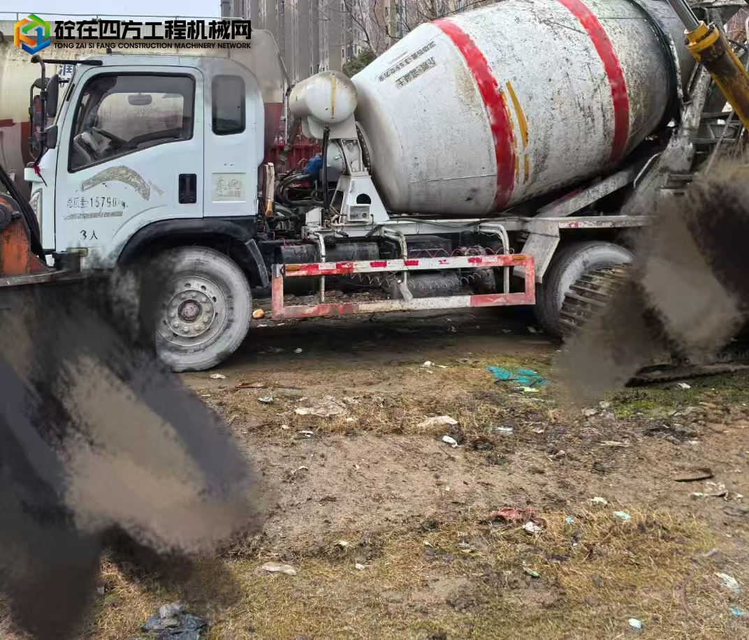 https://images.tongzsf.com/tong/truck_machine/20250209/167a864c981bd7.jpg