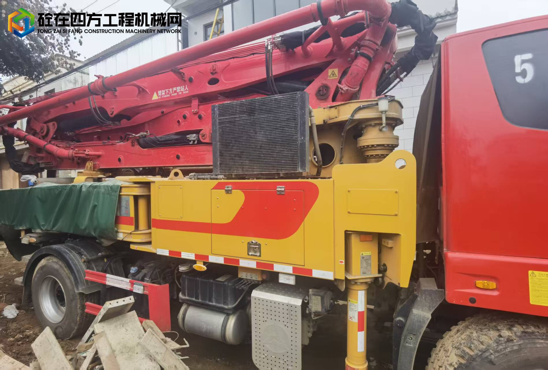 https://images.tongzsf.com/tong/truck_machine/20250212/167ac3fffe8853.jpg