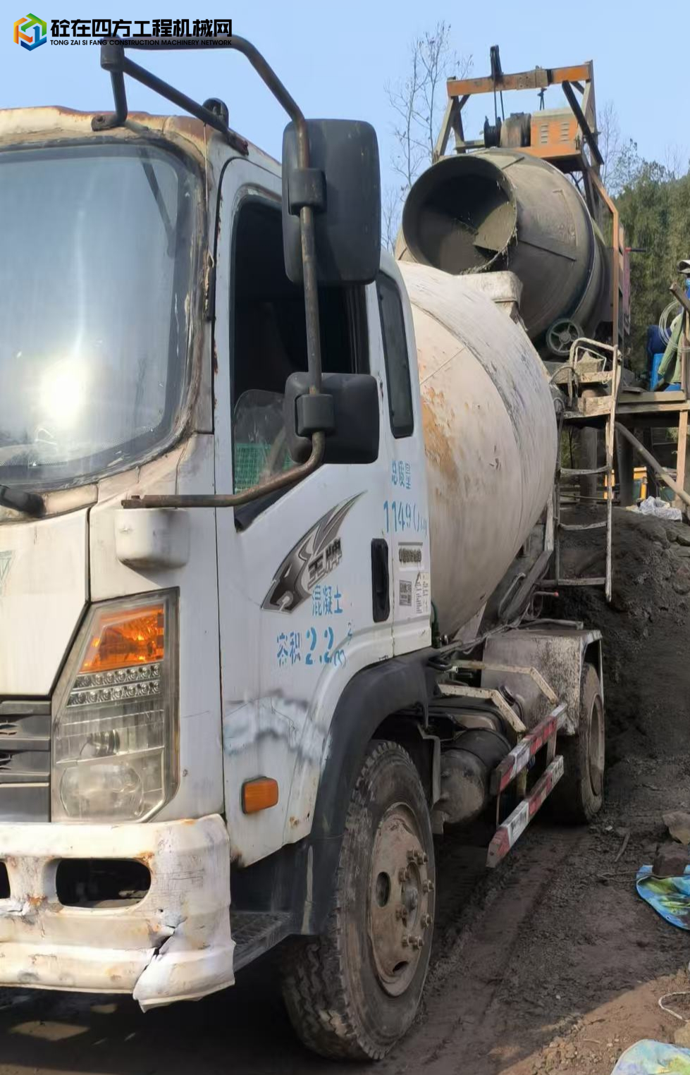 https://images.tongzsf.com/tong/truck_machine/20250216/167b1e2fae4635.jpg
