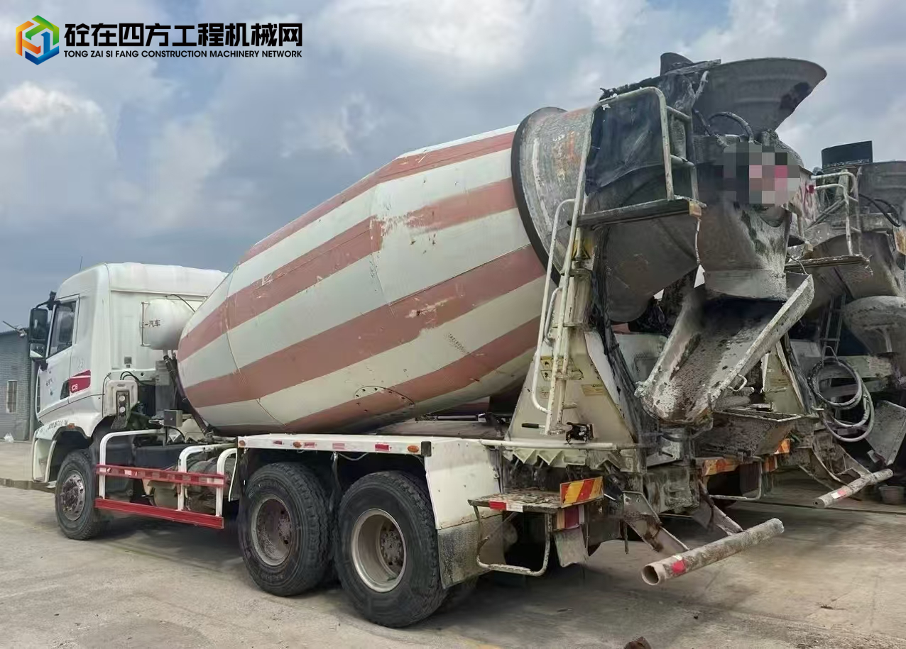 https://images.tongzsf.com/tong/truck_machine/20250217/167b2c9e1891b0.jpg