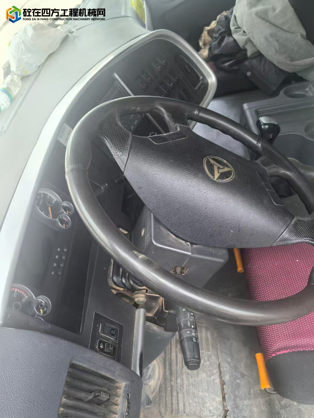 https://images.tongzsf.com/tong/truck_machine/20250219/167b5415d34f32.jpg