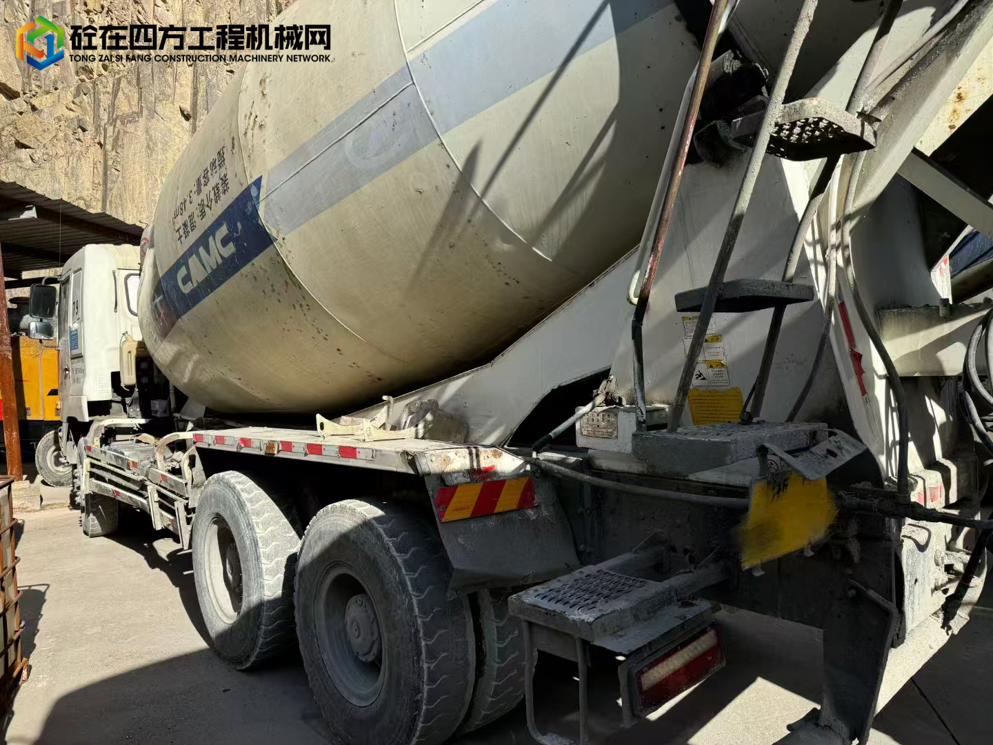 https://images.tongzsf.com/tong/truck_machine/20250220/167b6bf4ce336f.jpg