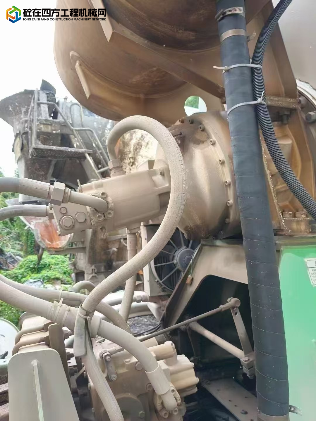 https://images.tongzsf.com/tong/truck_machine/20250221/167b89cfac6cda.jpg