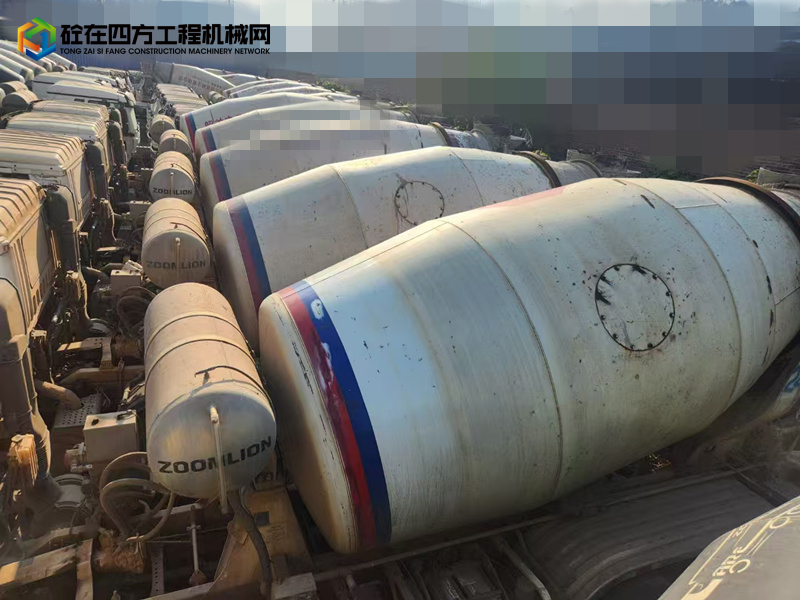 https://images.tongzsf.com/tong/truck_machine/20250225/167bd398b881d7.jpg
