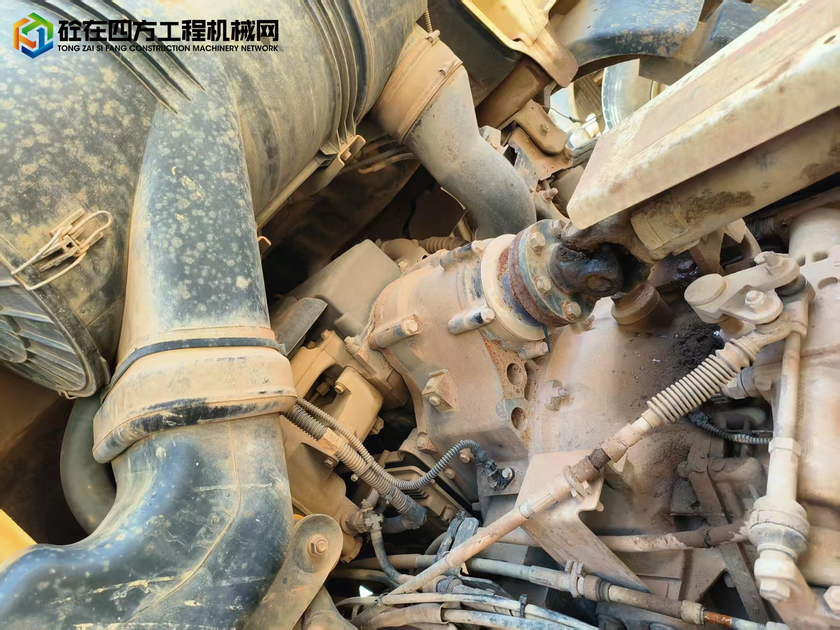 https://images.tongzsf.com/tong/truck_machine/20250227/167bffbd4ed478.jpg