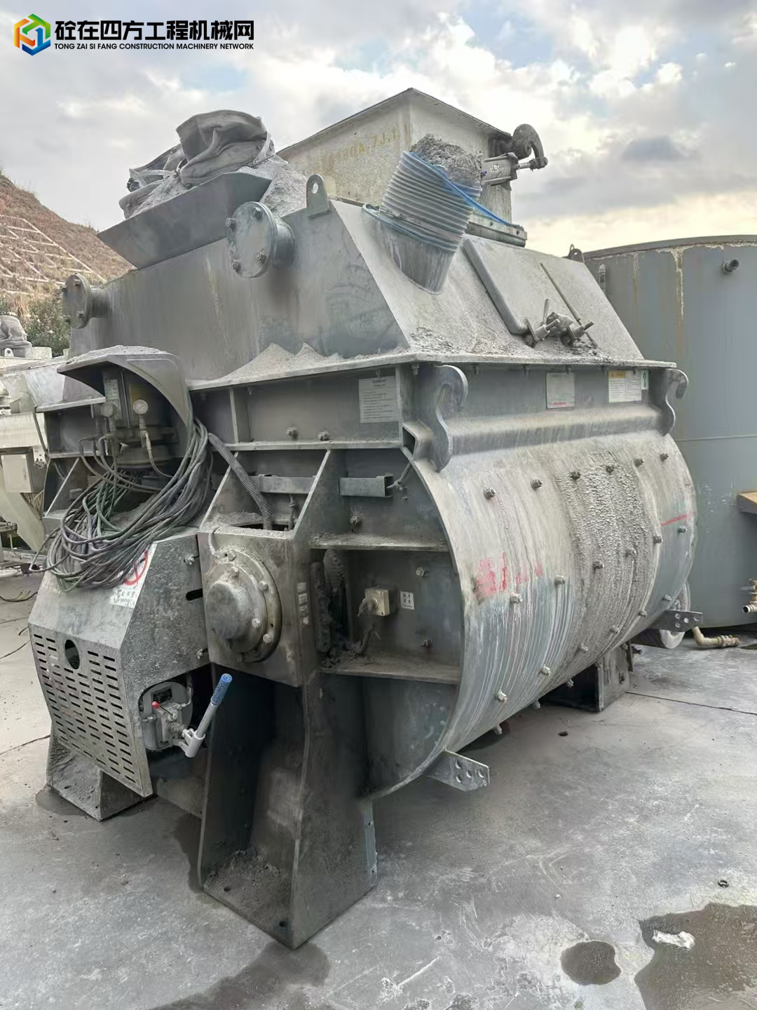 https://images.tongzsf.com/tong/truck_machine/20250228/167c1d662df2dd.jpg