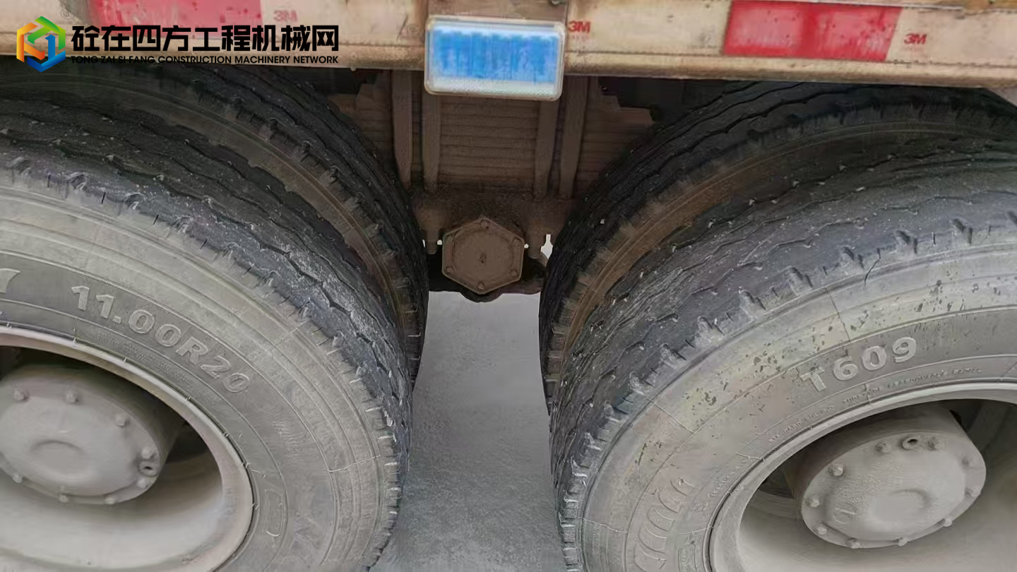 https://images.tongzsf.com/tong/truck_machine/20250312/167d0e7121ddab.jpg