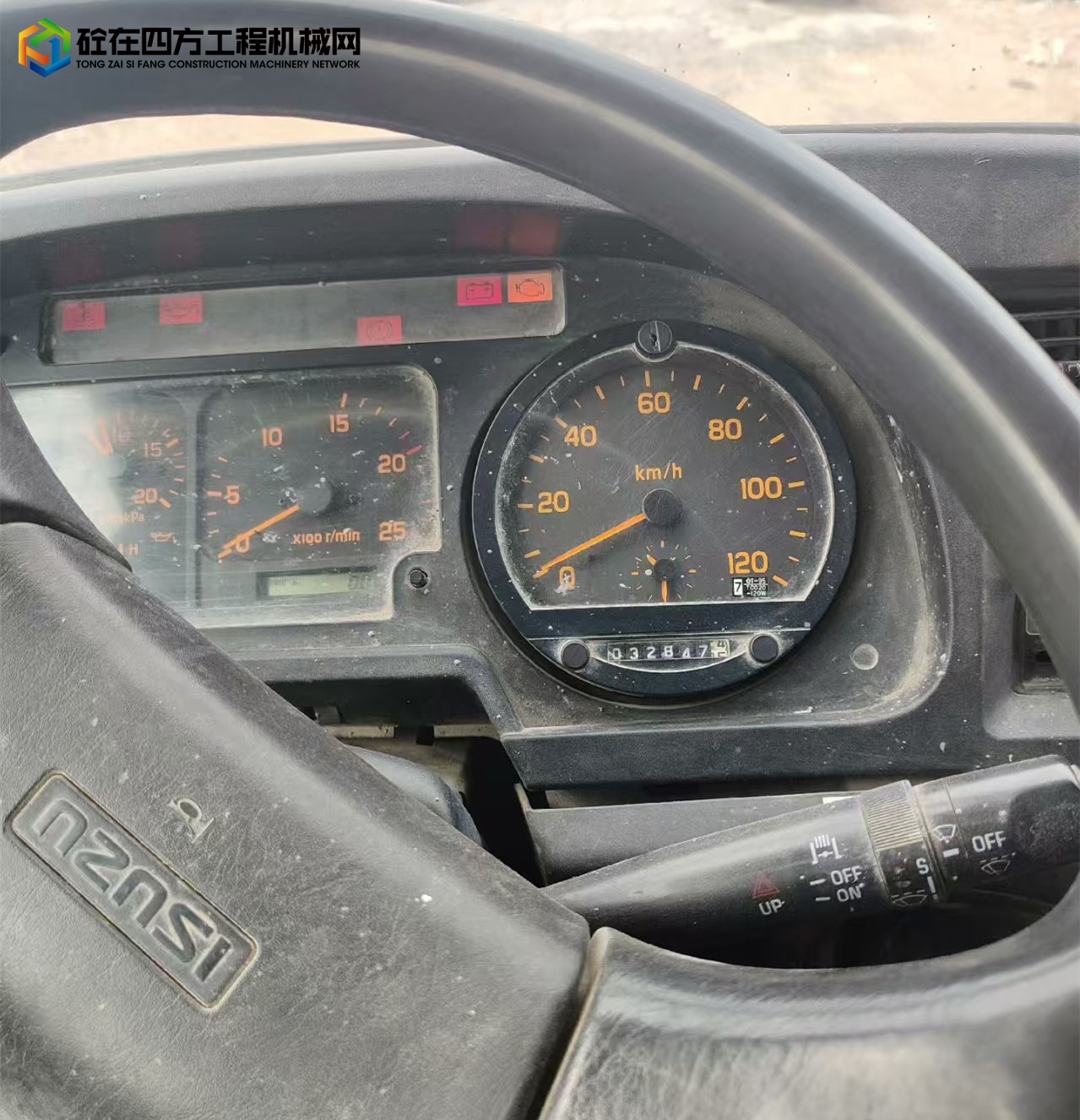 https://images.tongzsf.com/tong/truck_machine/20250314/167d3d086b02d6.jpg