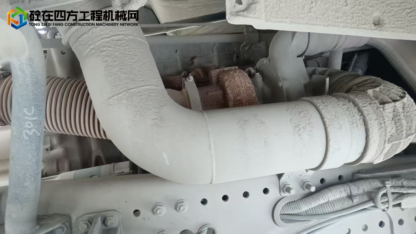 https://images.tongzsf.com/tong/truck_machine/20250315/167d51855e4632.jpg
