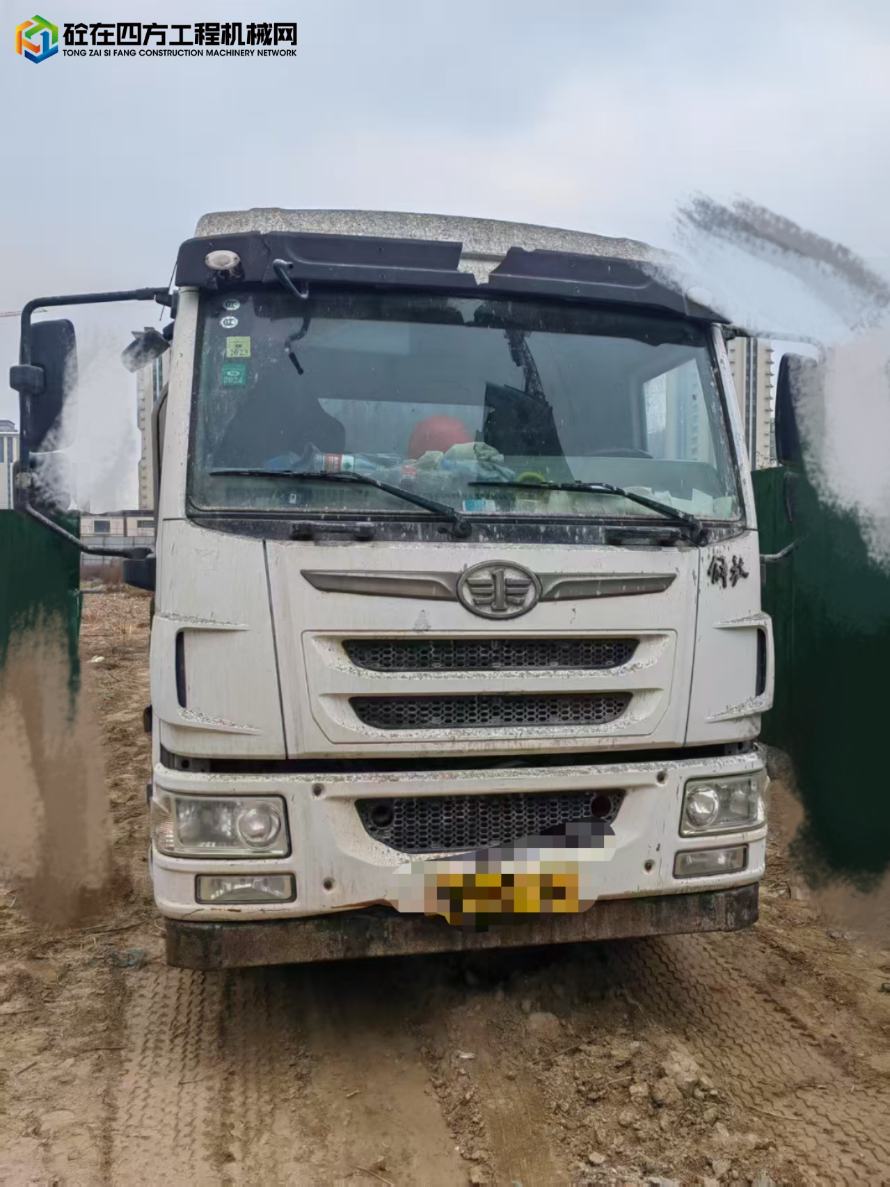 https://images.tongzsf.com/tong/truck_machine/20250318/167d95ea013585.jpg