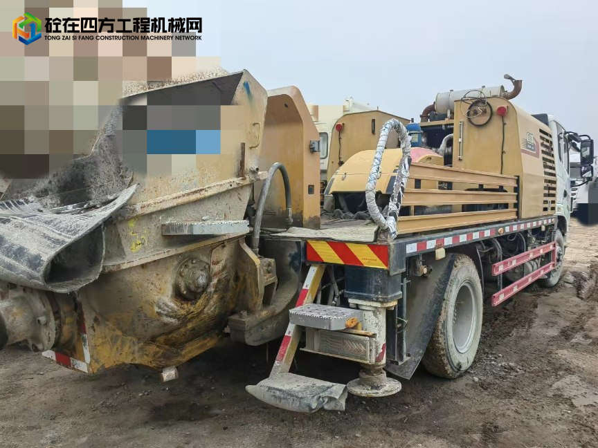 https://images.tongzsf.com/tong/truck_machine/20250323/167df9e3c06ea3.jpg
