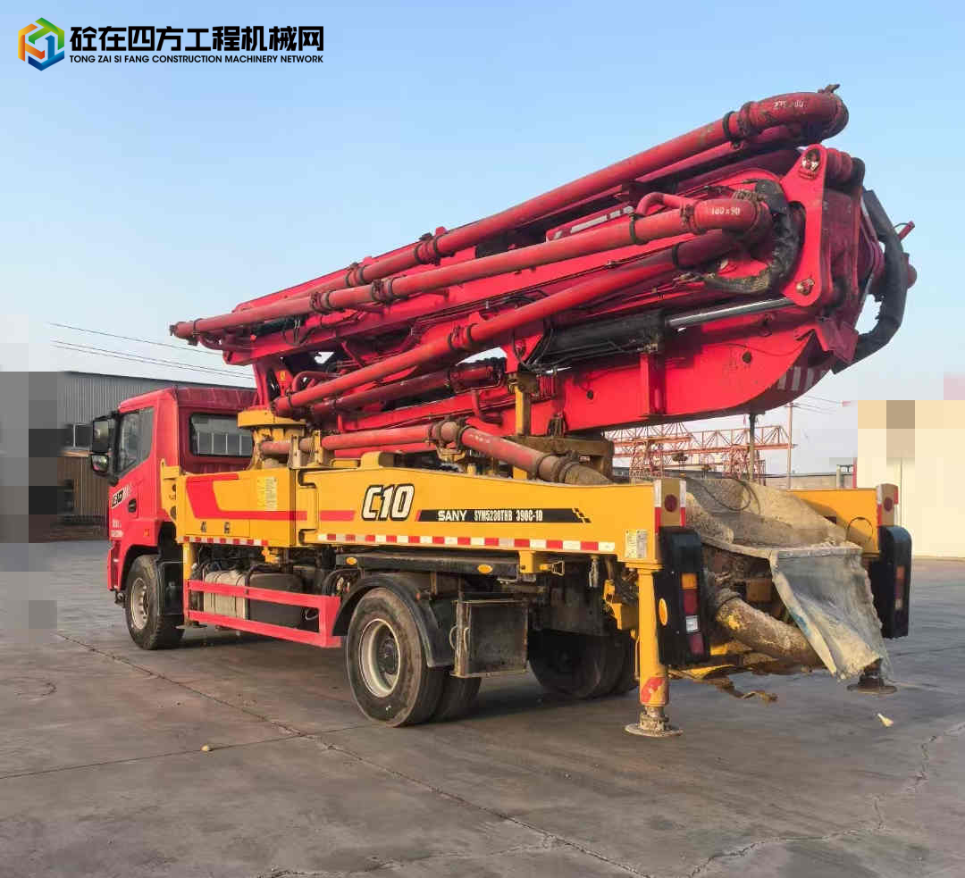 https://images.tongzsf.com/tong/truck_machine/20250327/167e4b3ea43045.jpg