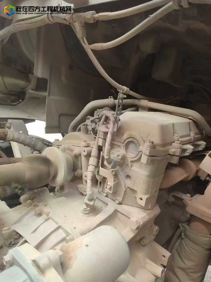 https://images.tongzsf.com/tong/truck_machine/20250328/167e5f8de591a3.jpg