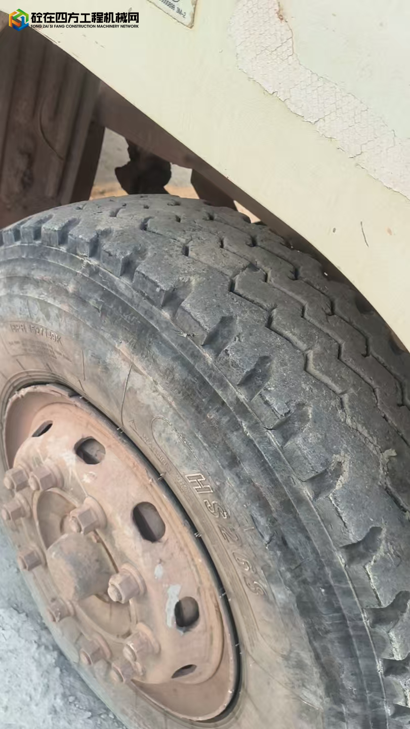 https://images.tongzsf.com/tong/truck_machine/20250402/167ecd5151293f.jpg