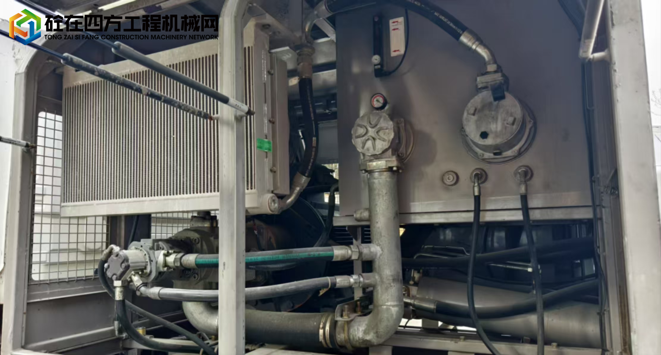 https://images.tongzsf.com/tong/truck_machine/20250403/167ede2e050649.jpg