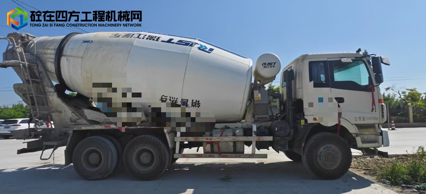 https://images.tongzsf.com/tong/truck_machine/20250404/167efd1d070b44.jpg