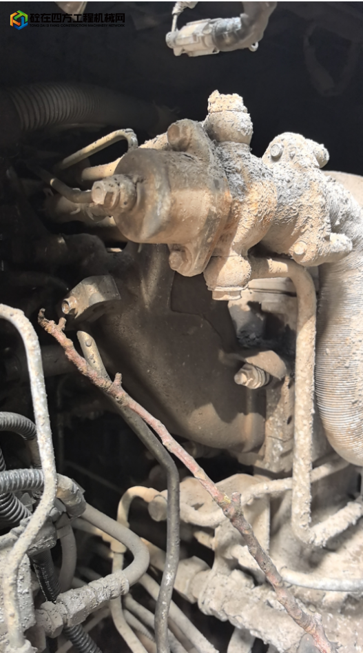 https://images.tongzsf.com/tong/truck_machine/20250408/167f4ef81bce8f.png