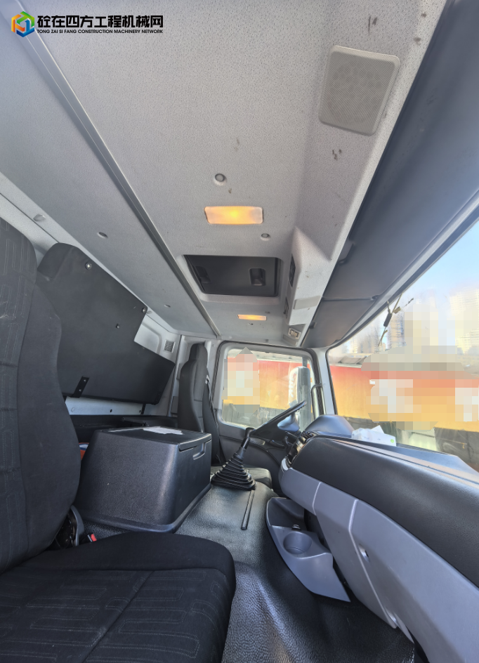 https://images.tongzsf.com/tong/truck_machine/20250408/167f4f22359886.png