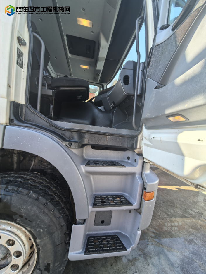 https://images.tongzsf.com/tong/truck_machine/20250408/167f4f25e8b52c.png