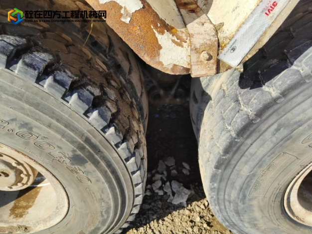 https://images.tongzsf.com/tong/truck_machine/20250409/167f5ccfd101fc.jpg
