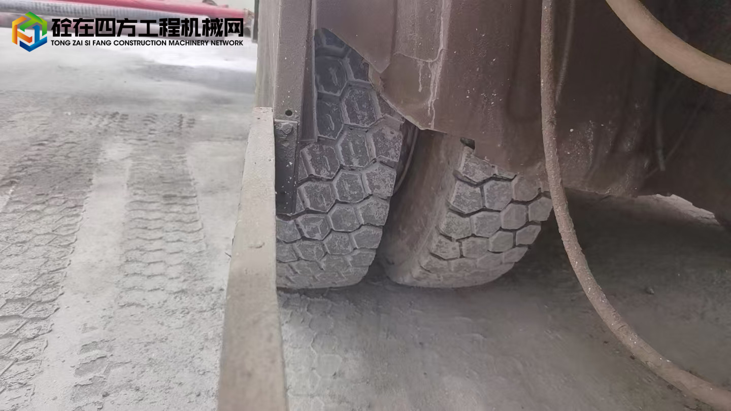 https://images.tongzsf.com/tong/truck_machine/20250409/167f5f17a8d96d.jpg