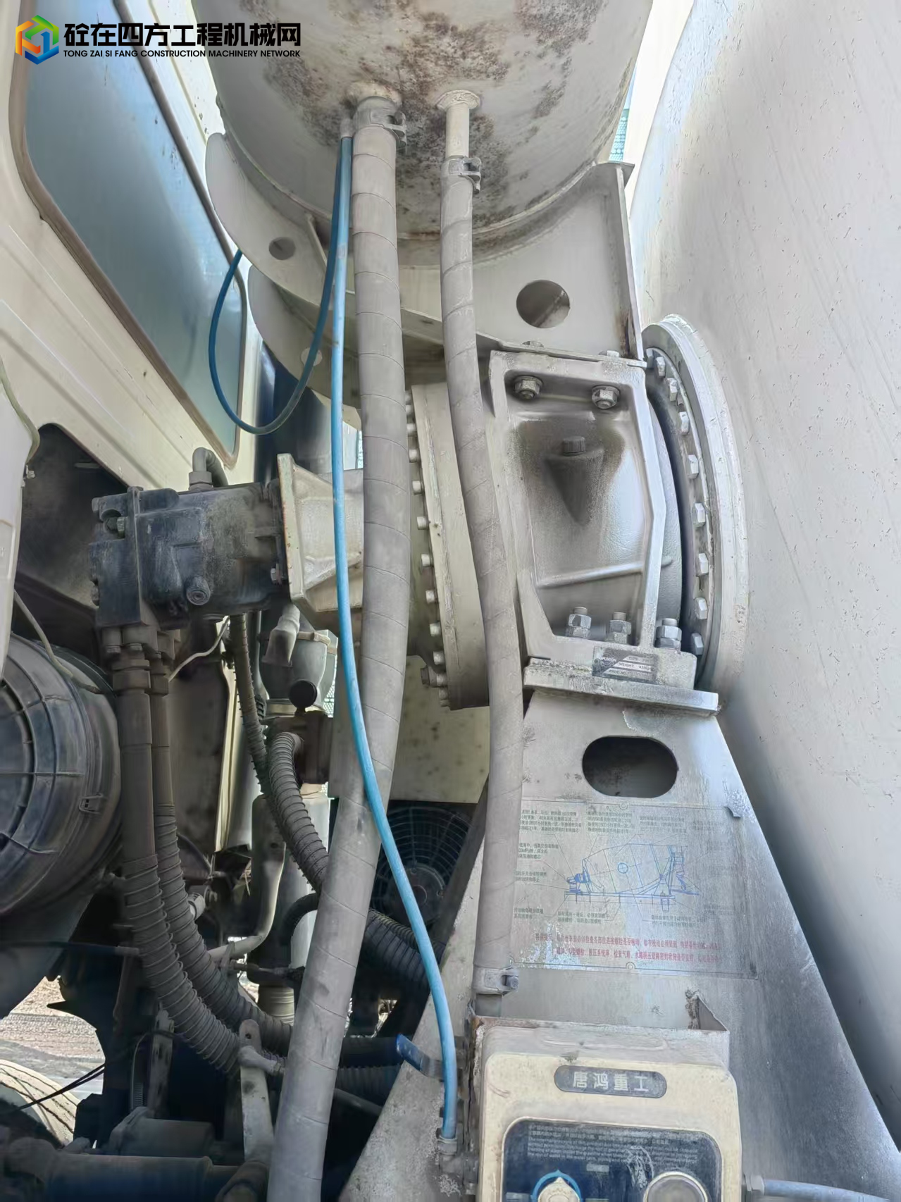 https://images.tongzsf.com/tong/truck_machine/20250410/167f769032652e.jpg
