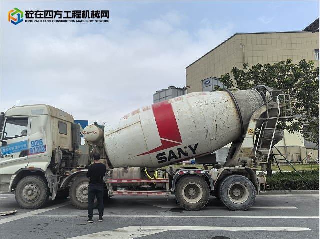 https://images.tongzsf.com/tong/truck_machine/20250410/167f775d7ebd03.jpg