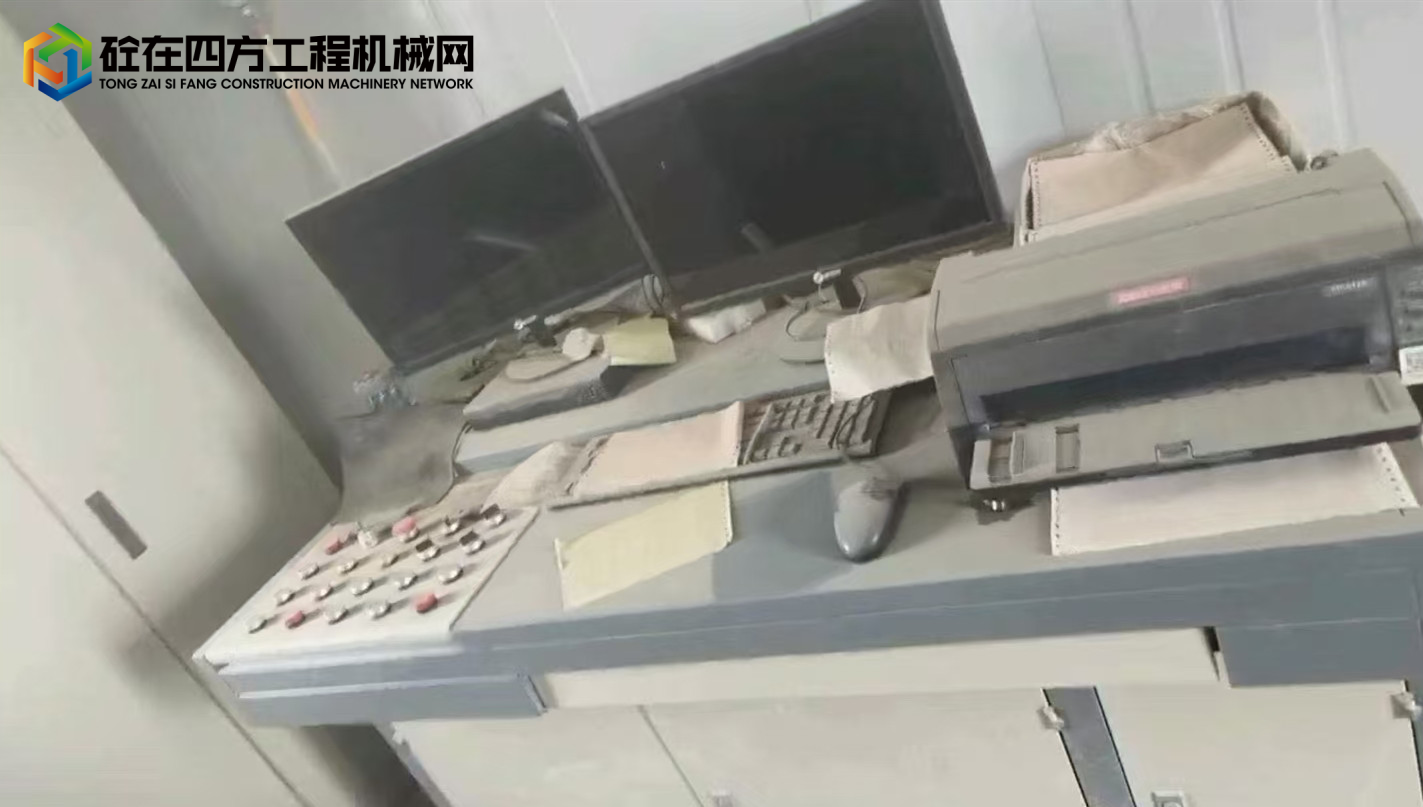 https://images.tongzsf.com/tong/truck_machine/20250410/167f7953eac66e.jpg