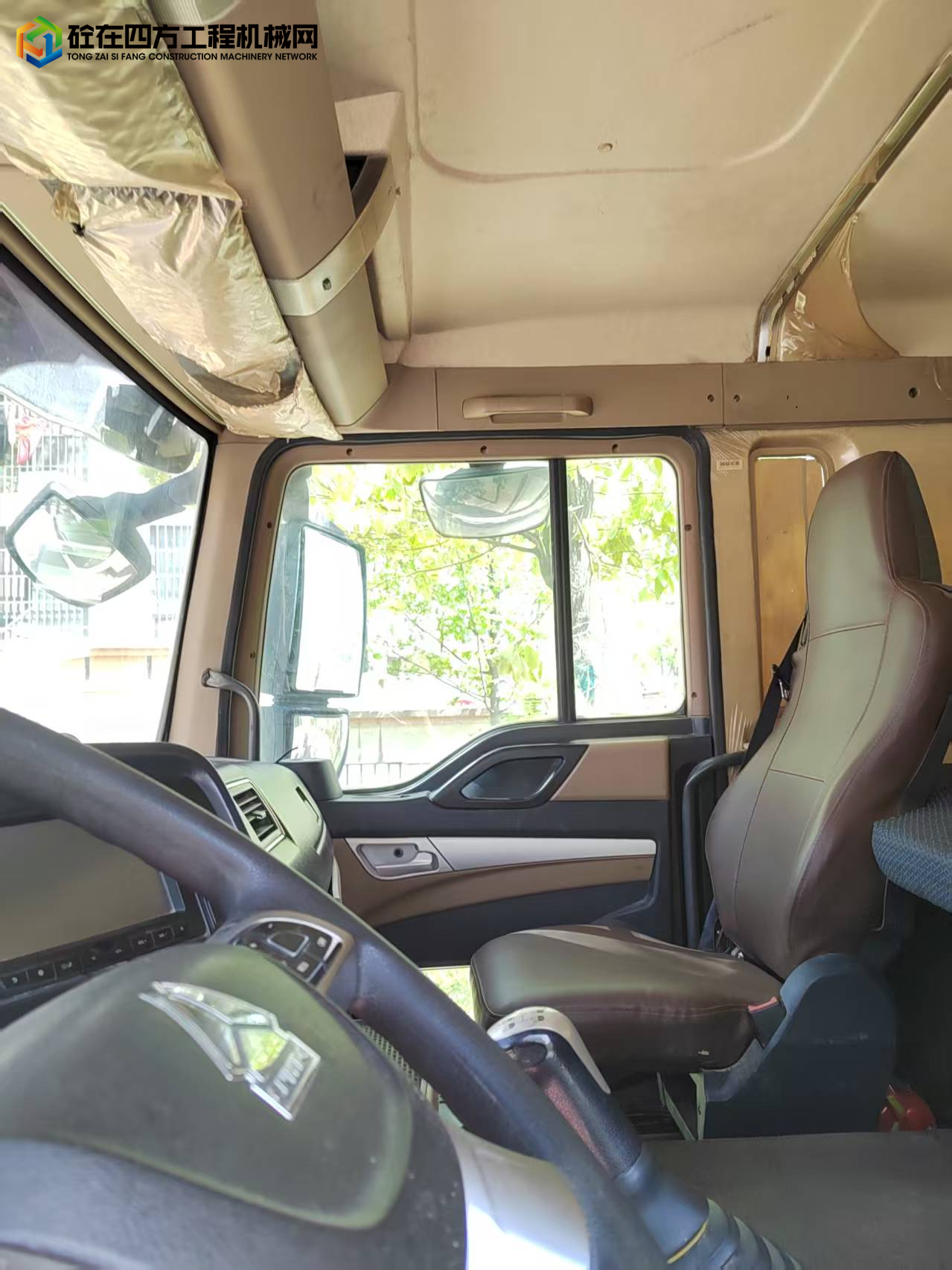 https://images.tongzsf.com/tong/truck_machine/20250415/167fdb2e94f2c8.jpg