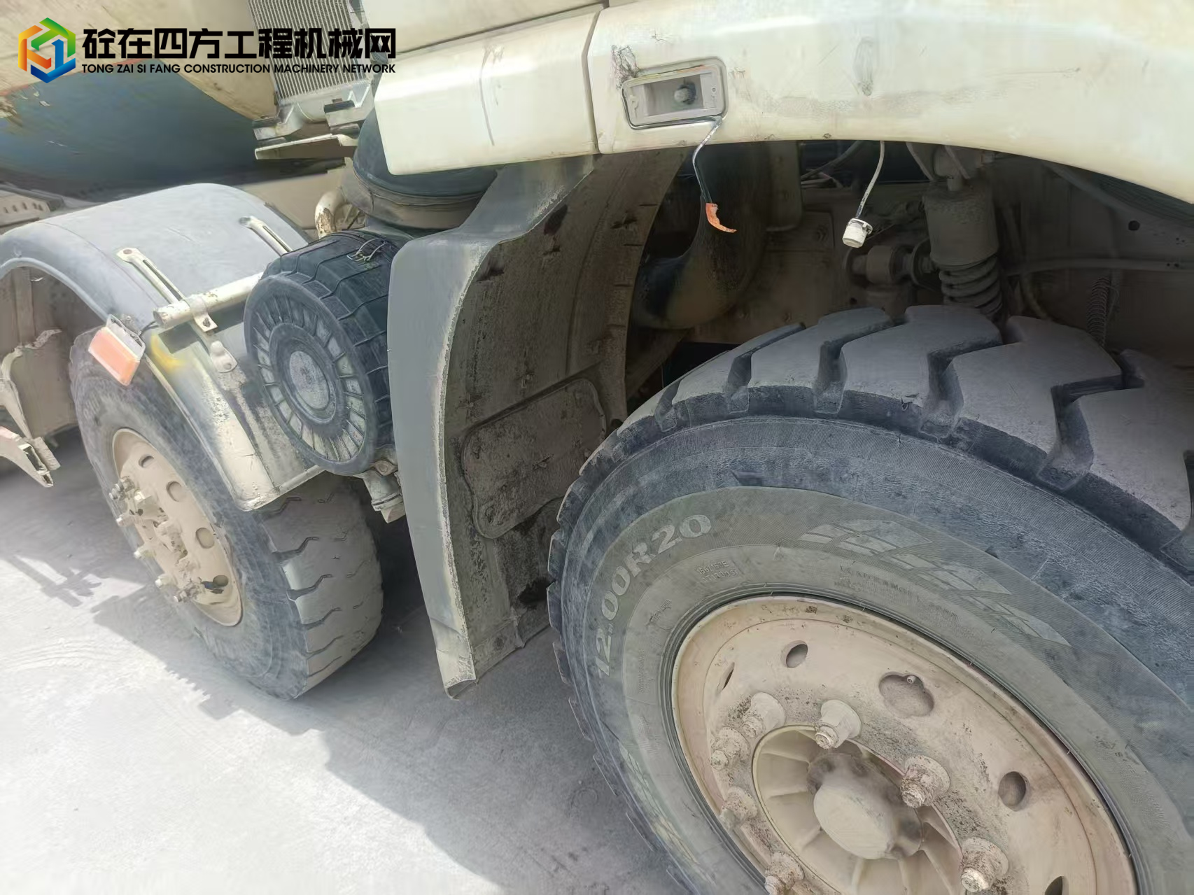 https://images.tongzsf.com/tong/truck_machine/20250415/167fdb91263c82.jpg
