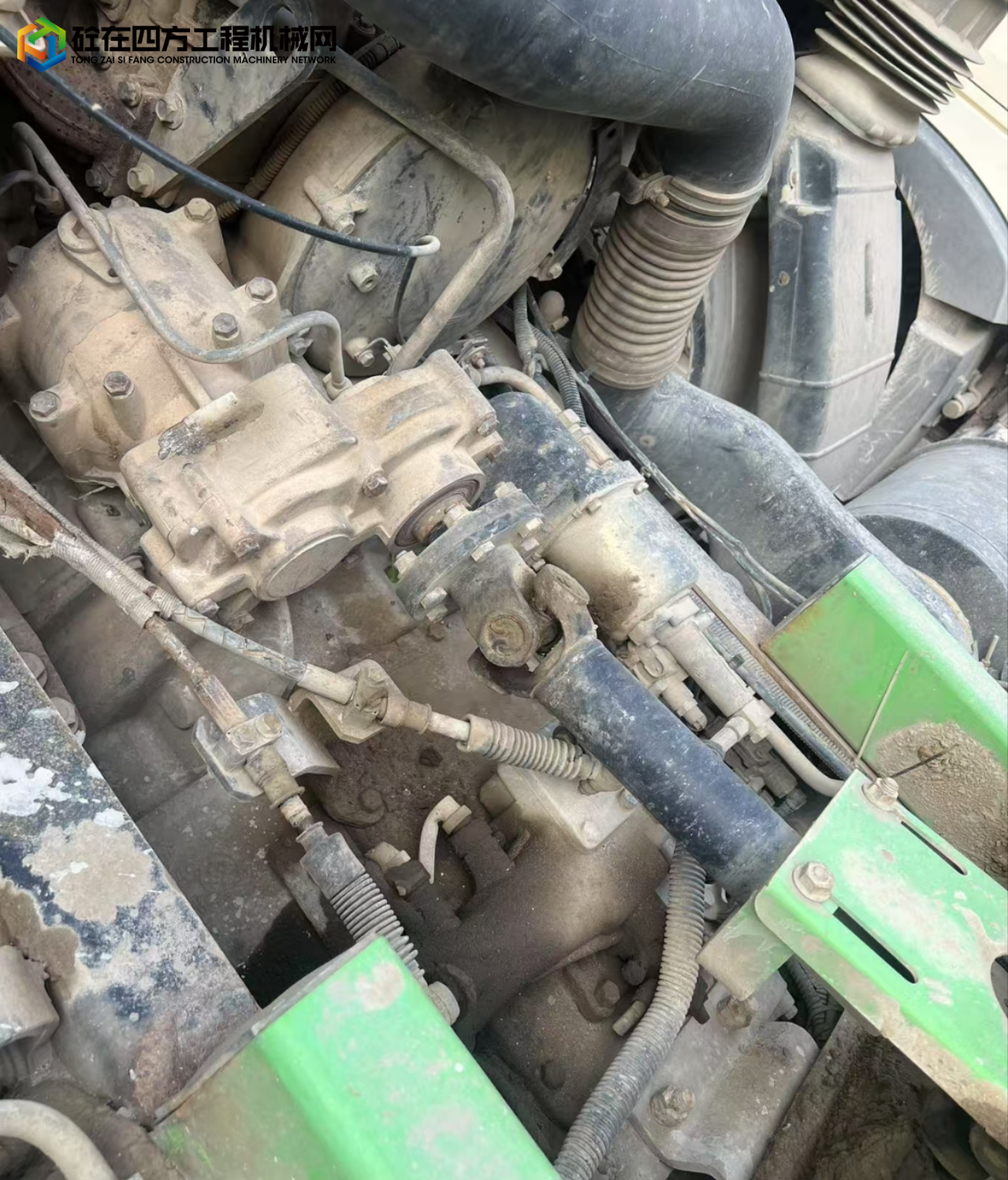 https://images.tongzsf.com/tong/truck_machine/20250415/167fdbc6b36c9f.jpg