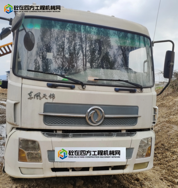 https://images.tongzsf.com/tong/truck_machine/20250415/167fdc6c773923.jpg