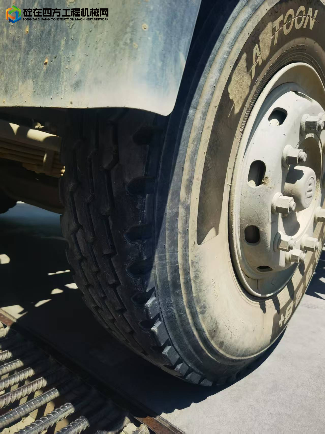 https://images.tongzsf.com/tong/truck_machine/20250415/167fdf3cee3f01.jpg
