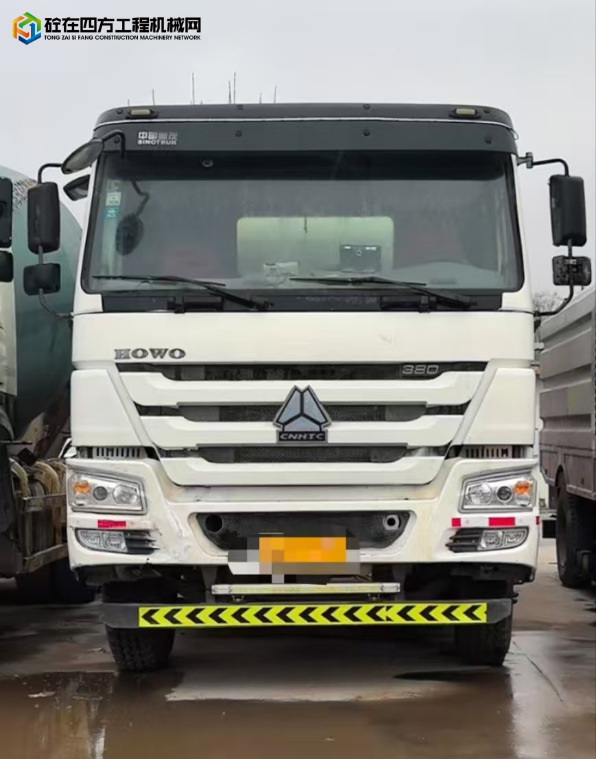 https://images.tongzsf.com/tong/truck_machine/20250416/167ff0ba107628.jpg