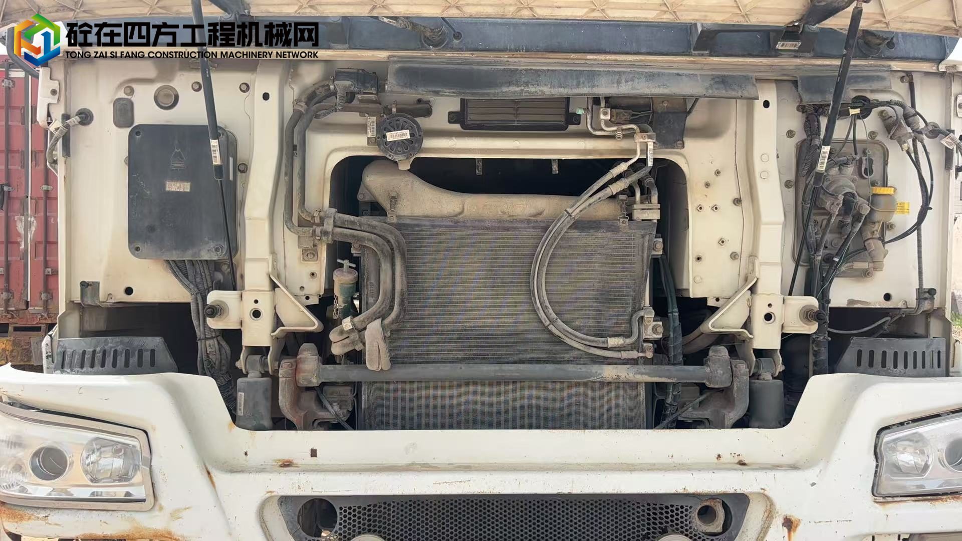 https://images.tongzsf.com/tong/truck_machine/20250416/167ff1c305ce8c.jpg