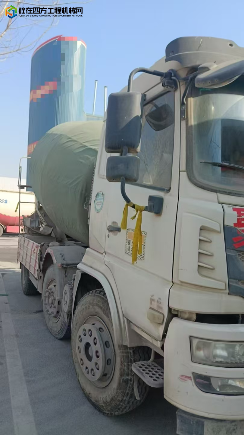 https://images.tongzsf.com/tong/truck_machine/20250416/167ff4ccfd1a98.jpg