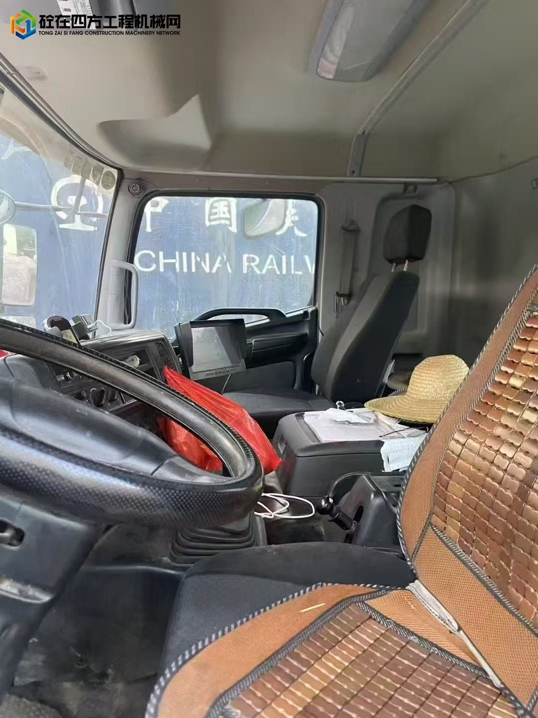 https://images.tongzsf.com/tong/truck_machine/20250417/16800c121327be.jpg