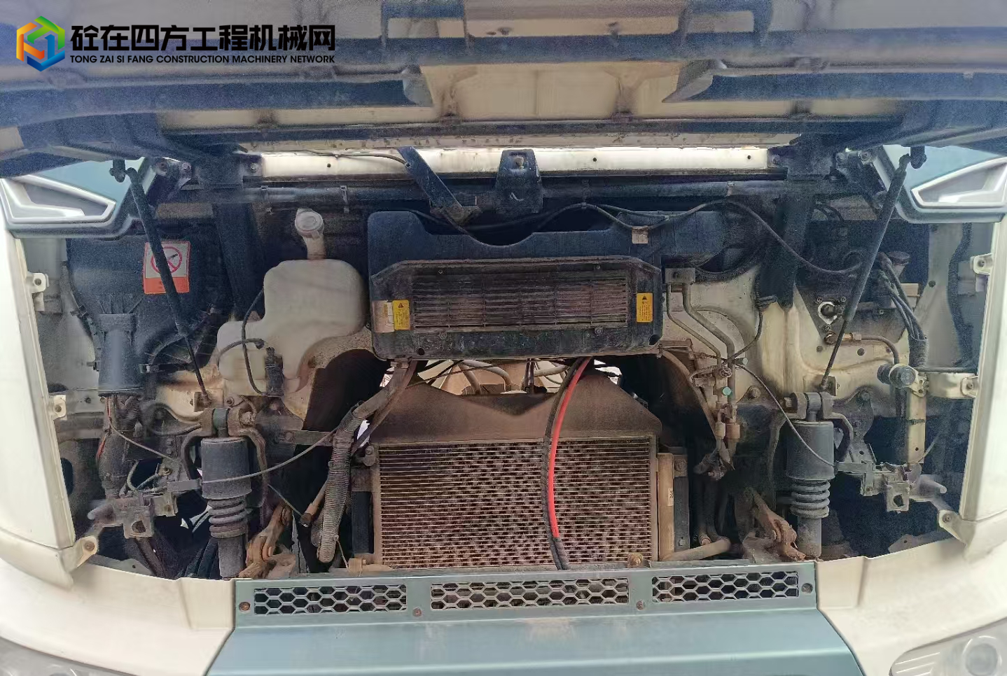 https://images.tongzsf.com/tong/truck_machine/20250420/168045327ca195.jpg
