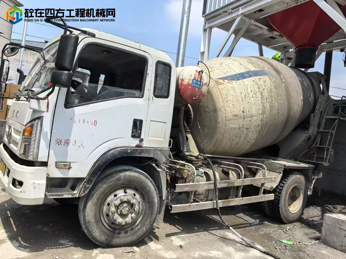 https://images.tongzsf.com/tong/truck_machine/20250421/16805a764bf191.jpg
