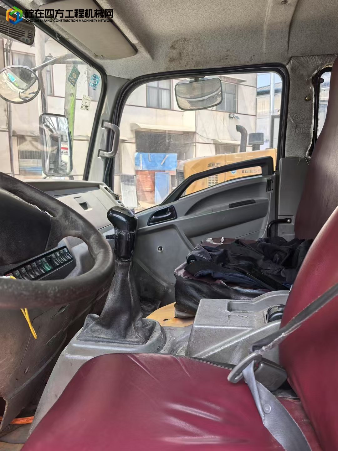 https://images.tongzsf.com/tong/truck_machine/20250421/16805a76c82172.jpg