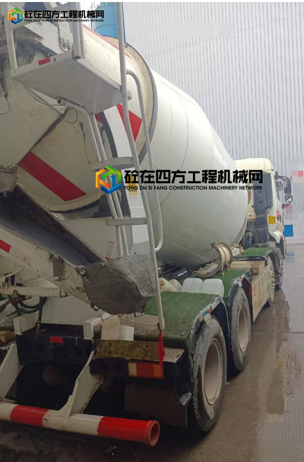 https://images.tongzsf.com/tong/truck_machine/20250422/1680704ae6a040.png