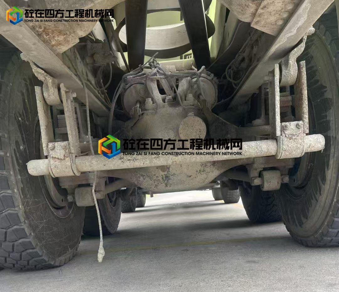 https://images.tongzsf.com/tong/truck_machine/20250422/168073cb924648.jpg