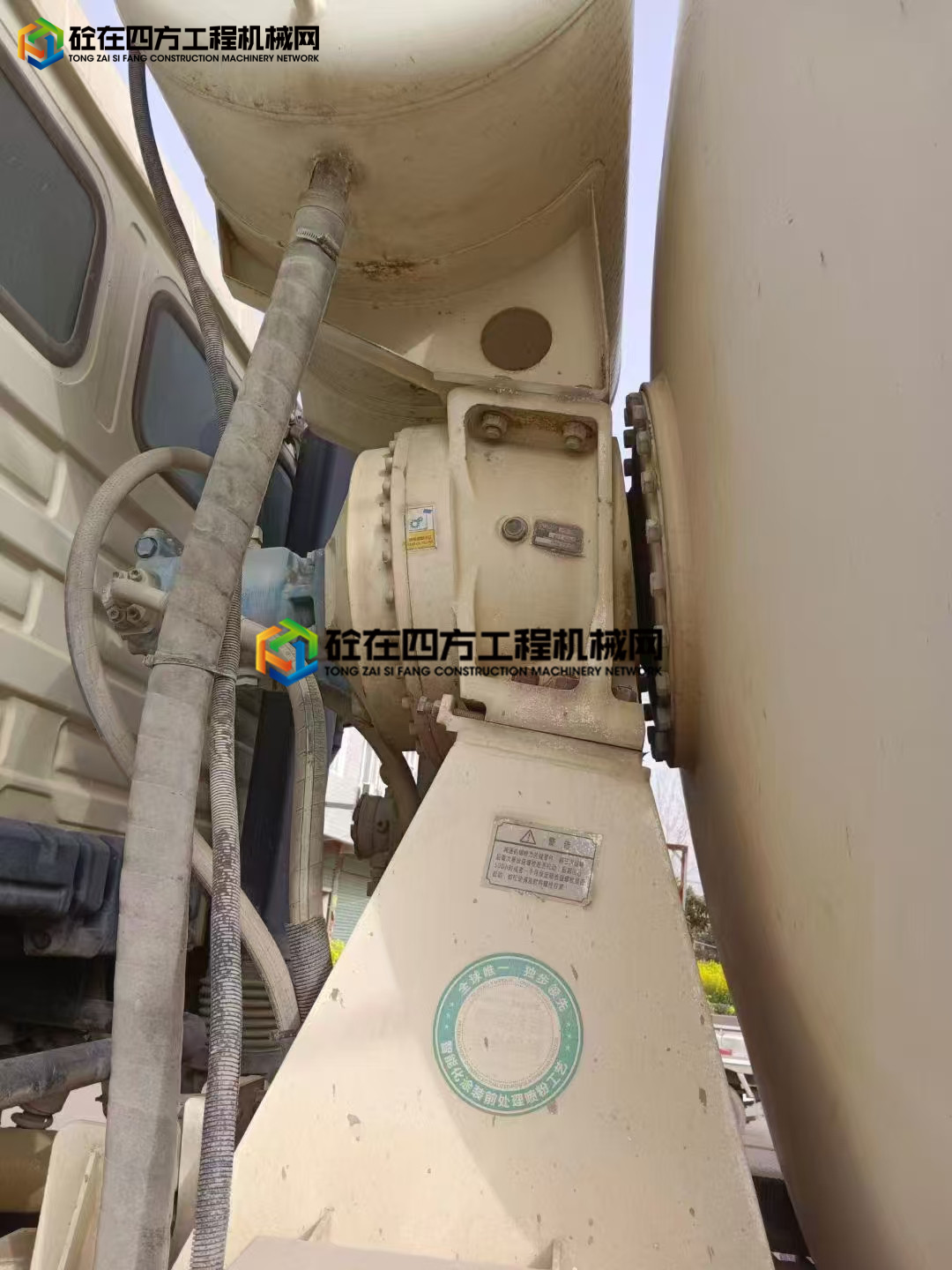 https://images.tongzsf.com/tong/truck_machine/20250422/168074efbd808a.jpg