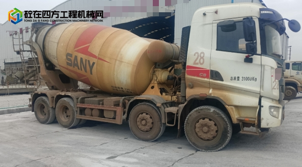 https://images.tongzsf.com/tong/truck_machine/20250423/1680848c555679.jpg