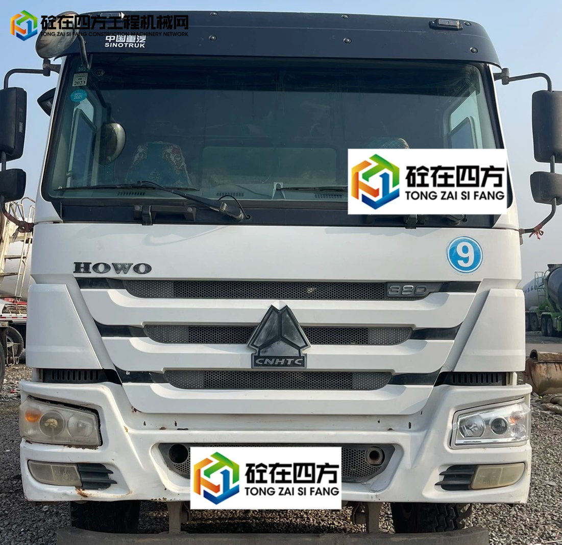 https://images.tongzsf.com/tong/truck_machine/20250423/1680857e2ed6ea.jpg