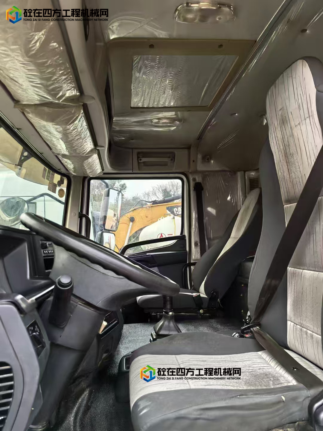 https://images.tongzsf.com/tong/truck_machine/20250423/1680895dfaee07.jpg