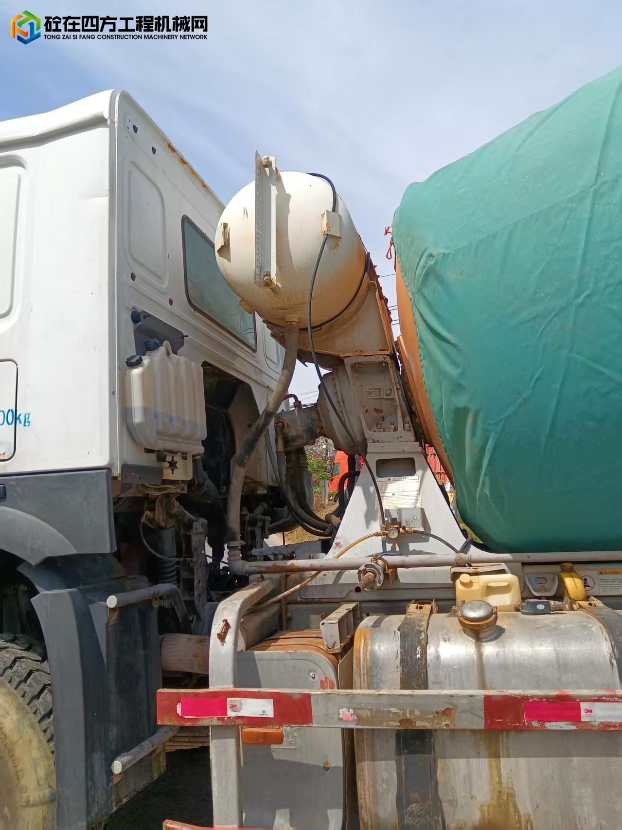 https://images.tongzsf.com/tong/truck_machine/20250423/168089811d663e.jpg