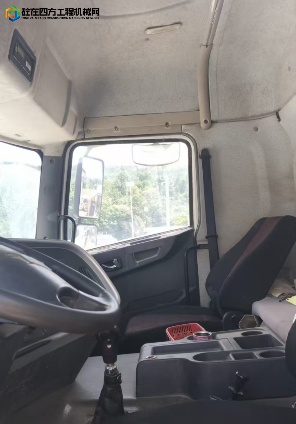 https://images.tongzsf.com/tong/truck_machine/20250424/168099b722031a.jpg